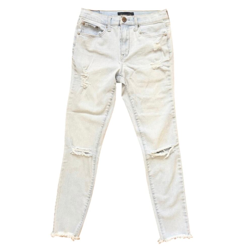 Aeropostale Flex Effects High Waisted Distressed Light Wash Raw Hem Size 4 Jeans